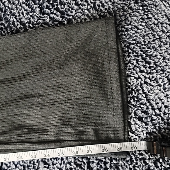 🐺 Uniqlo Ribbed Gray Straight Leg Pants - Picture 7 of 7